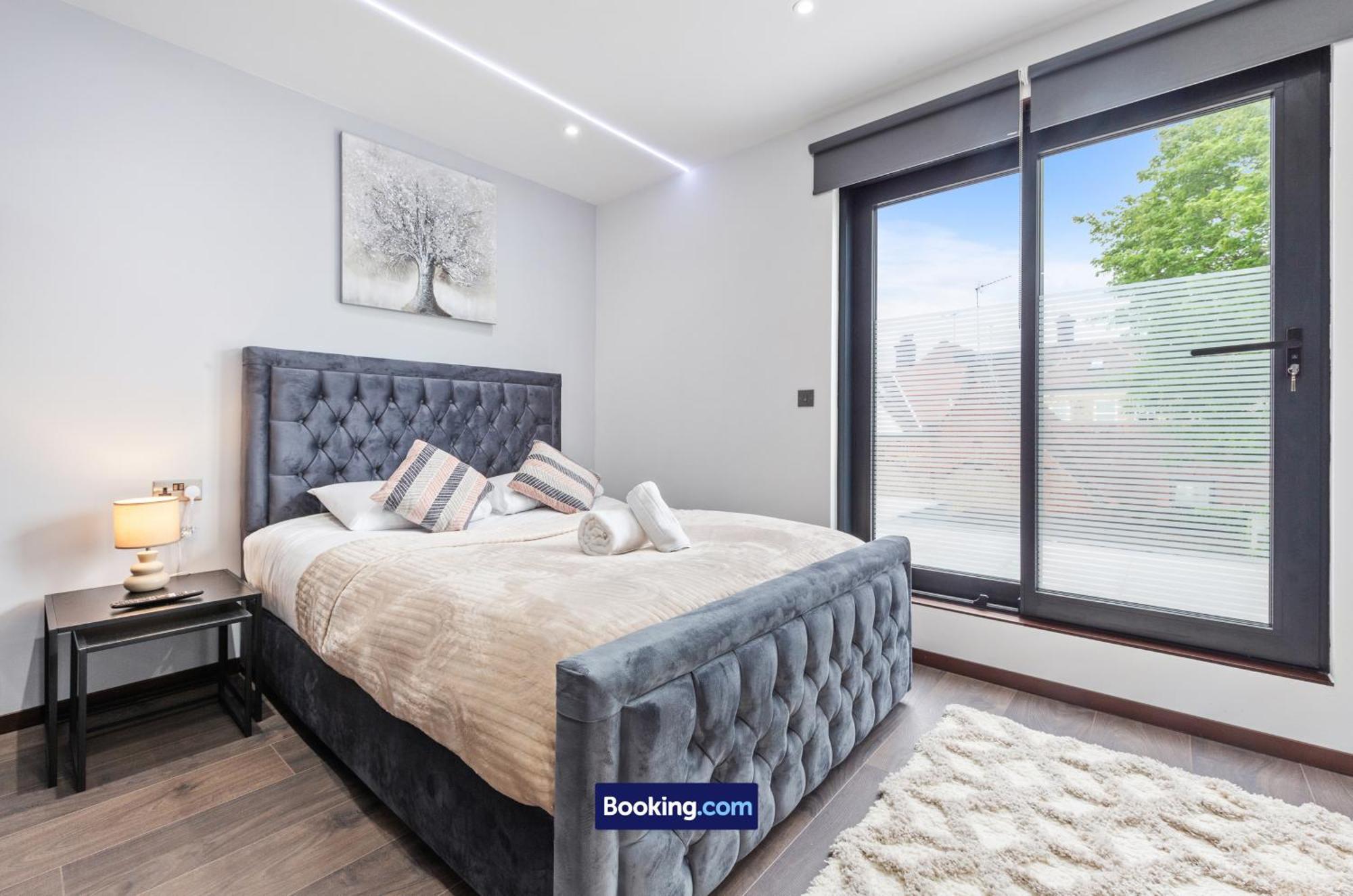 Stylish Studio Apt By Stay Smart Short Lets & Serviced Accommodation Woodstock With Free Wifi London Exteriör bild