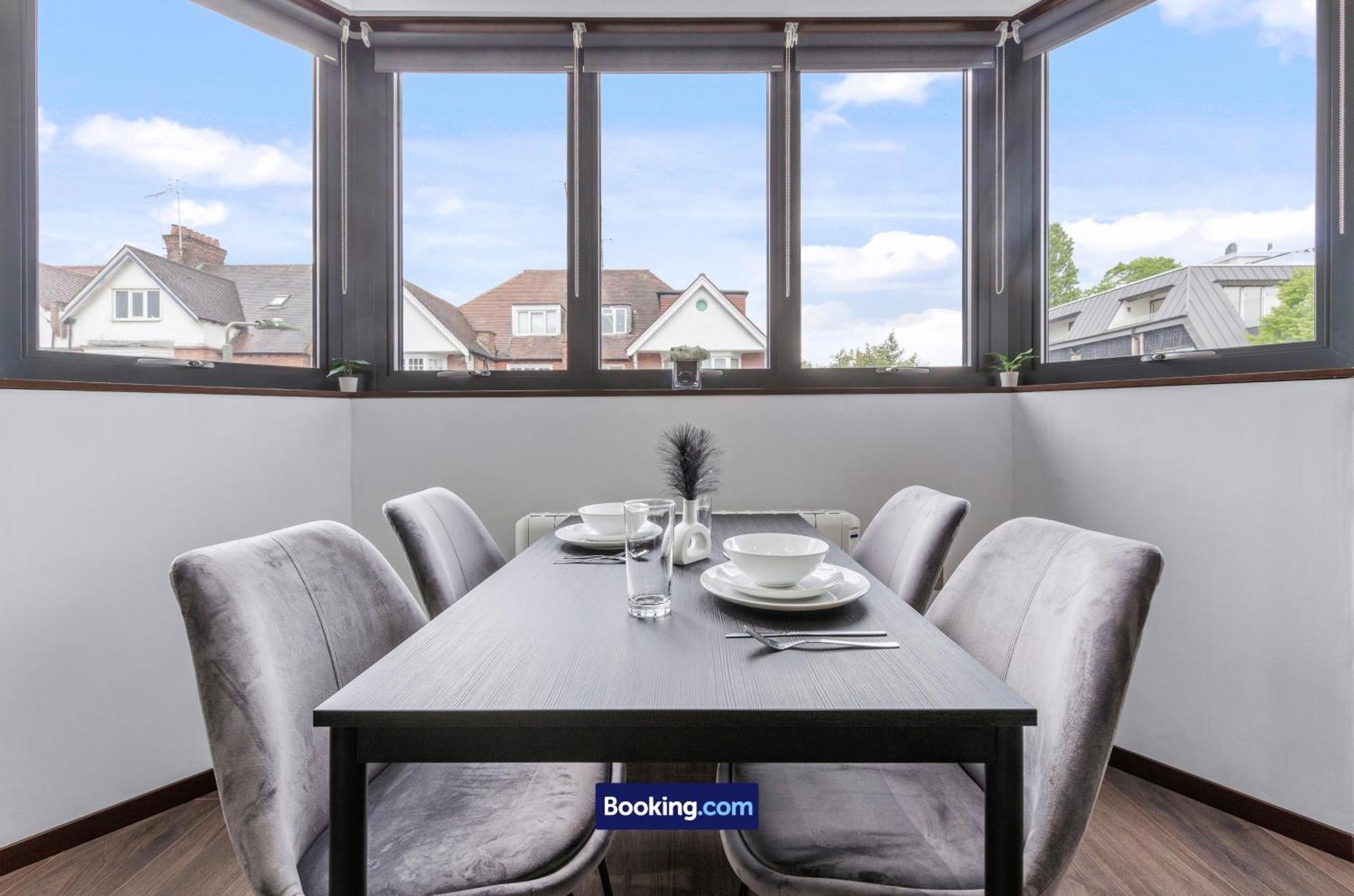 Stylish Studio Apt By Stay Smart Short Lets & Serviced Accommodation Woodstock With Free Wifi London Exteriör bild
