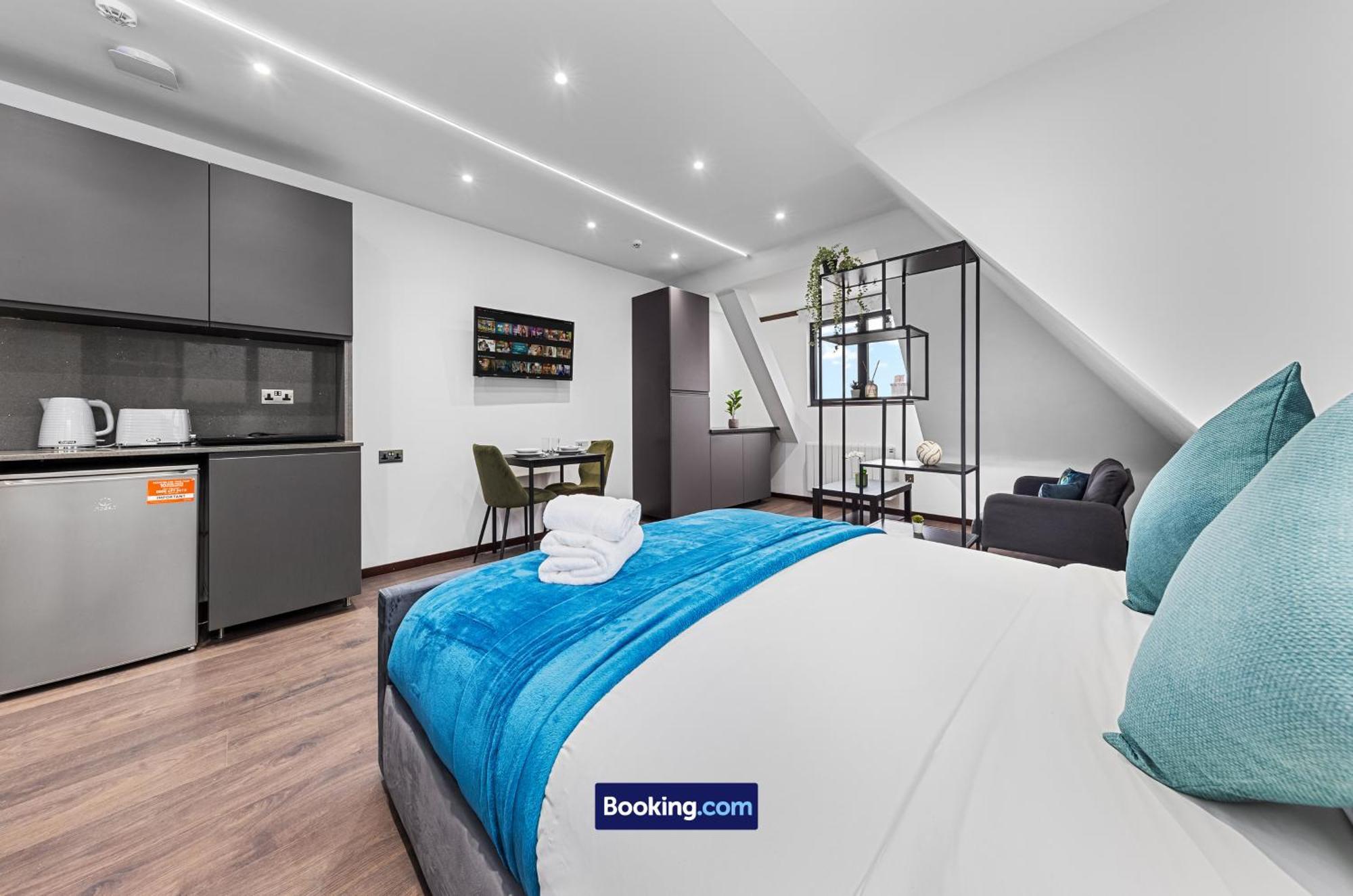 Stylish Studio Apt By Stay Smart Short Lets & Serviced Accommodation Woodstock With Free Wifi London Exteriör bild