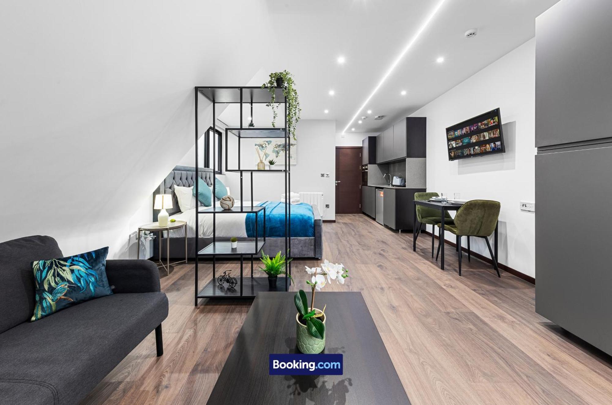 Stylish Studio Apt By Stay Smart Short Lets & Serviced Accommodation Woodstock With Free Wifi London Exteriör bild