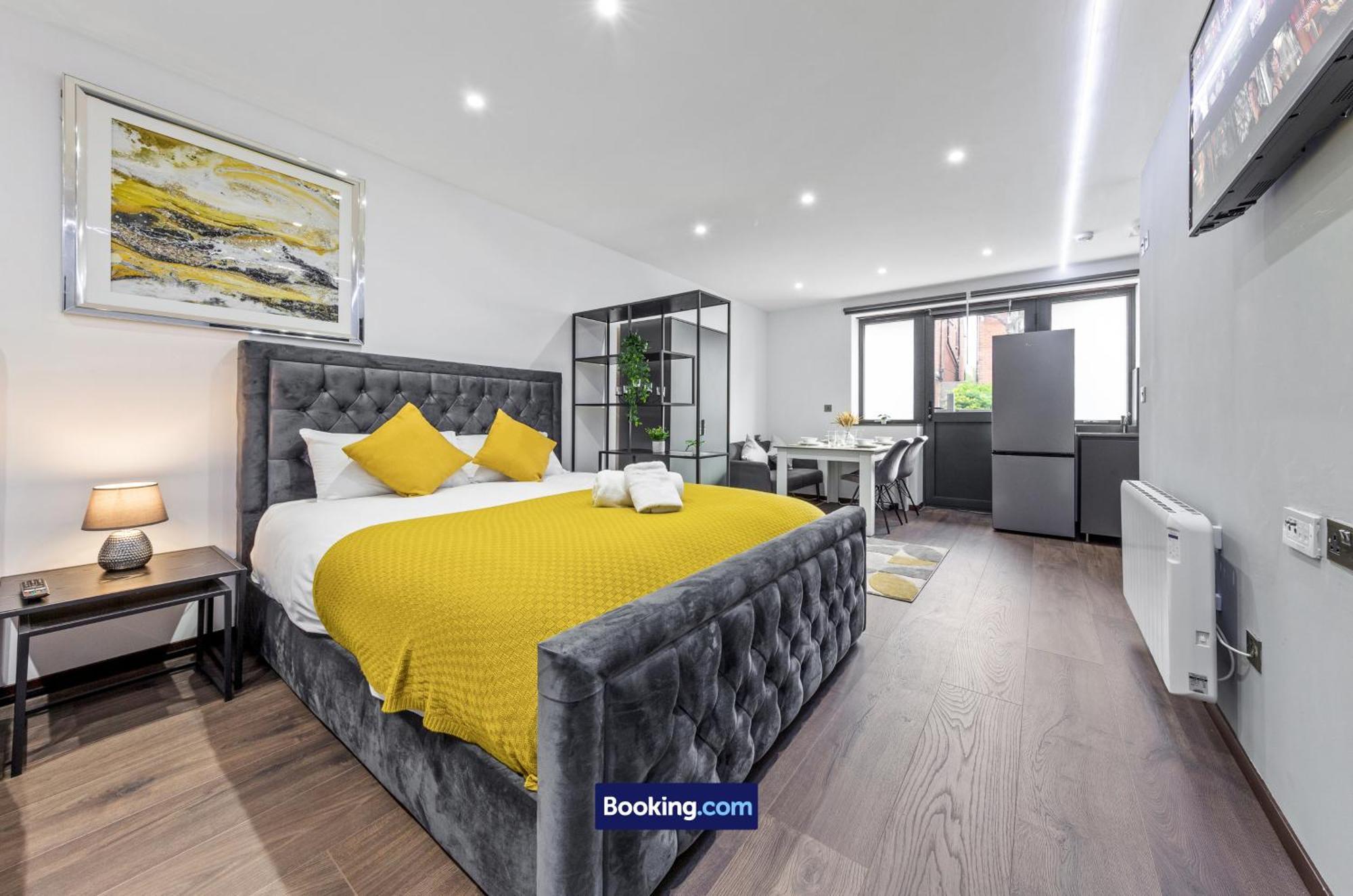 Stylish Studio Apt By Stay Smart Short Lets & Serviced Accommodation Woodstock With Free Wifi London Exteriör bild